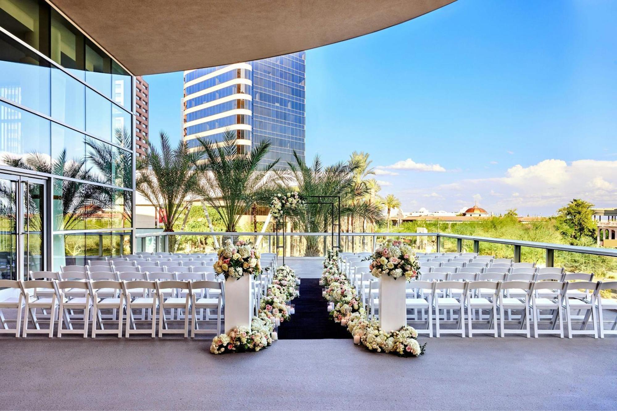 Sheraton Phoenix Downtown Hotel Exterior photo